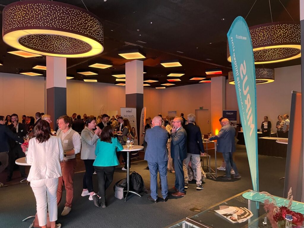 Teilnahme der Mirus Software AG an der 𝗚𝗲𝗻𝗲𝗿𝗮𝗹𝘃𝗲𝗿𝘀𝗮𝗺𝗺𝗹𝘂𝗻𝗴 𝗱𝗲𝗿 𝗭𝘂̈𝗿𝗰𝗵𝗲𝗿 𝗛𝗼𝘁𝗲𝗹𝗹𝗲𝗿𝗶𝗲 𝗶𝗺 𝗥𝗮𝗱𝗶𝘀𝘀𝗼𝗻 𝗕𝗹𝘂 𝗛𝗼𝘁𝗲𝗹 am 𝗭𝘂̈𝗿𝗶𝗰𝗵 𝗔𝗶𝗿𝗽𝗼𝗿𝘁